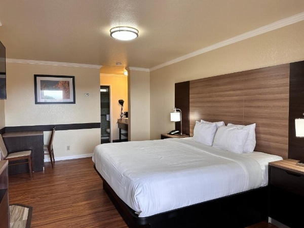 Beachwalker Inn Cayucos image 32